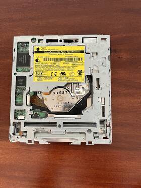 Sr-8187-b Apple Vintage 2001 Dvd-rom From Powerbook G4