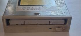 5232w-013 Benq Cdrw 52x32x52 Ide 5.25 Inch Internal Cd-rw Drive 2004