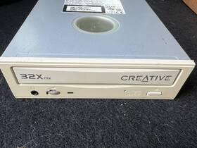 Cr-8210e Creative Labs 32x Mx Internal Ide Cd-rom Drive Beige Retro Pc