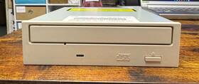Cdr-7930 Hitachi 75h9748 Cdr7930 Cd-rom Drive 5v- 12v