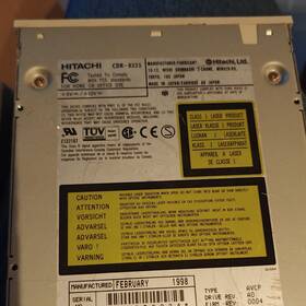 Hitachi Cdr-8235 Internal Desktop Ide Cd-rom Drive 5.25 In Form Factor Beige