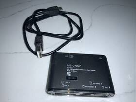 Ns-cr20a1 Insignia Black Portable Usb 2.0 Multiformat Memory Card Reader With Cord