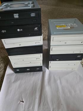 Lg S.3 C 20251020 Al.08 Lot Of 12 Desktop Ide/sata Dvd/cd-rom Drives Black And White Bezel Tested