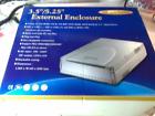 52x32x52x Me-320u2 External Enclosure And Usb Drive