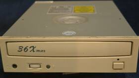 361d Pan-international Internal Cd-rom Drive 36x Beige 5.25in Mpn