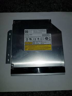 Panasonic Uj8e1addb1-b Cd/dvd Drive Uj8e1 Silver Bezel