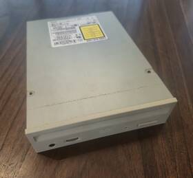 Pioneer 150s Beige Ide Optical Drive Cd / Dvd Model Tested