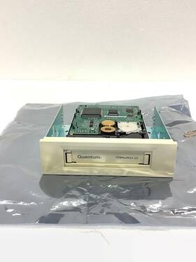 Stt320000a Quantum Lr-56637 Travan 20gb Ide Tape Drive Working