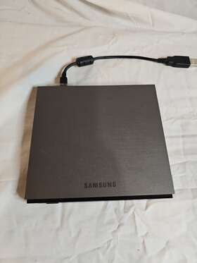 Se-b18ab Samsung Se-b18ab/rssd Portable Dvd Writer Model Oct 2013 With Cord Black