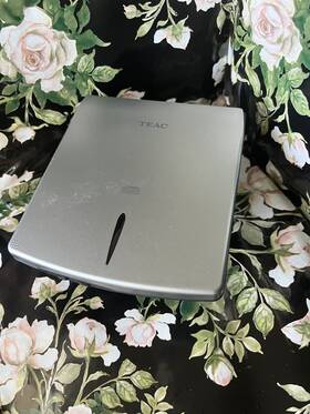 0184183 Teac Portable Cd/rom Drive S/no