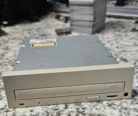 Cd-55a Teac Vintage Clean Retro Model Cd-rom Drive -december 1994