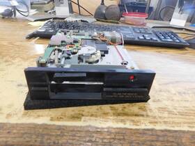 1710b00z Y-e Data Vintage Model Yd-380b Floppy Drive. P/n