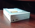 Toshiba Cd-rom Drive XM-5201B 50-PIN Scsi CJ6COD94-012 Myj. Fixed Price $173.01.