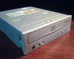 Lg Cd-r/rw Drive GCE-8160B December 2001 2.01 Rewritable 16X10X40X. Fixed Price $133.01.