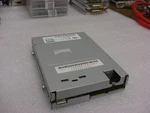 Hp 333505-001 176137-232 Citizen Z1DE-64A 1.44MB Floppy Drive. Fixed Price $14.99.