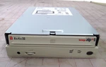 Iomega 650 5.25" Cd-rom Drive Ide (broken Front Flap) ZIPCDP1024NT. Fixed Price $19.99.