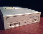 Plextor Cd-rom Drive PX-407SUWI MARCH1999 Tla 0000 Ultraplex Wide LR92957. Fixed Price $133.01.