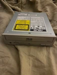 Rare Asus CD-S520/A5 Quietrack Cd-rom DRIVE/A4 52X Max Beige. Fixed Price $15.00.