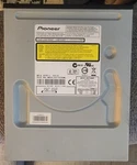 Pioneer Internal Desktop Sata Blu-ray Dvd Cd Writer Screws & Cable BDC-207BK. Fixed Price $83.60.