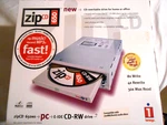 Vtg Rare "iomega Drive ZIPCD3840INT-A" Windows 95/98/2000/ME/NT -new. Fixed Price $80.00.