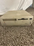 Apple Macintosh Performa 6200CD Vintage Desktop Computer Mpn M3076. Fixed Price $120.00.